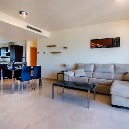 Complejo Bellavista Residencial دينايا